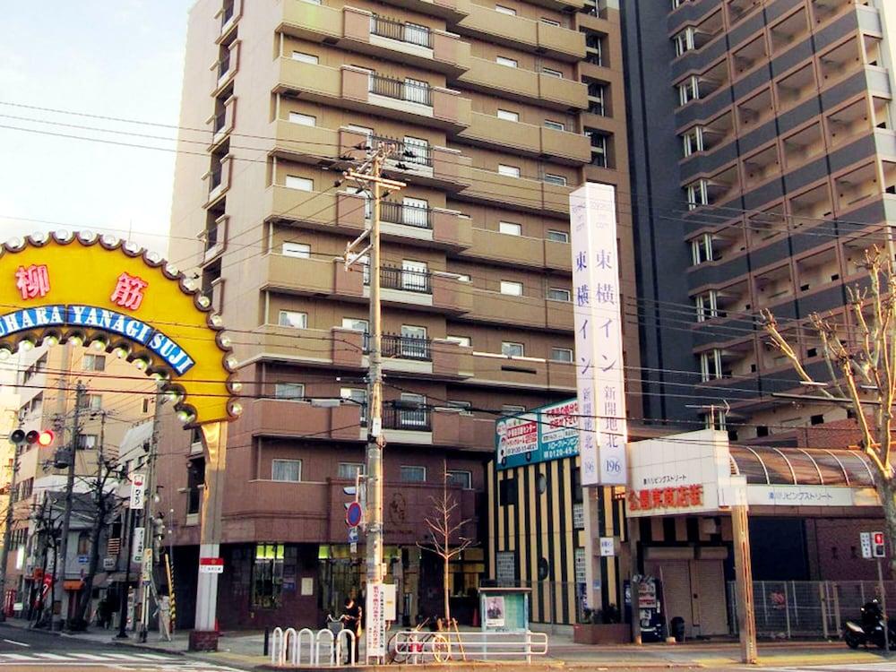 ホテル 東横イン 神戸湊川公園 神戸市 エクステリア 写真